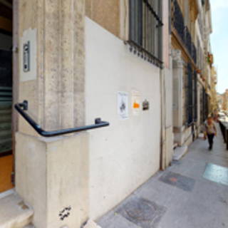 Bureau privé 10 m² 2 postes Coworking Rue Balthazar-Dieudé Marseille 13006 - photo 3
